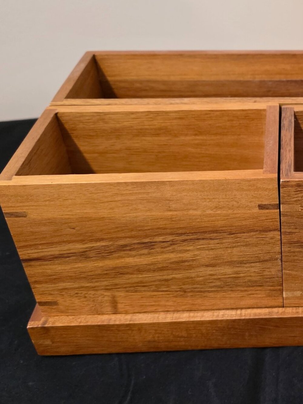Acacia Wood Cosmetic Holder Set of 3 + Tray. - Picture 3 of 12